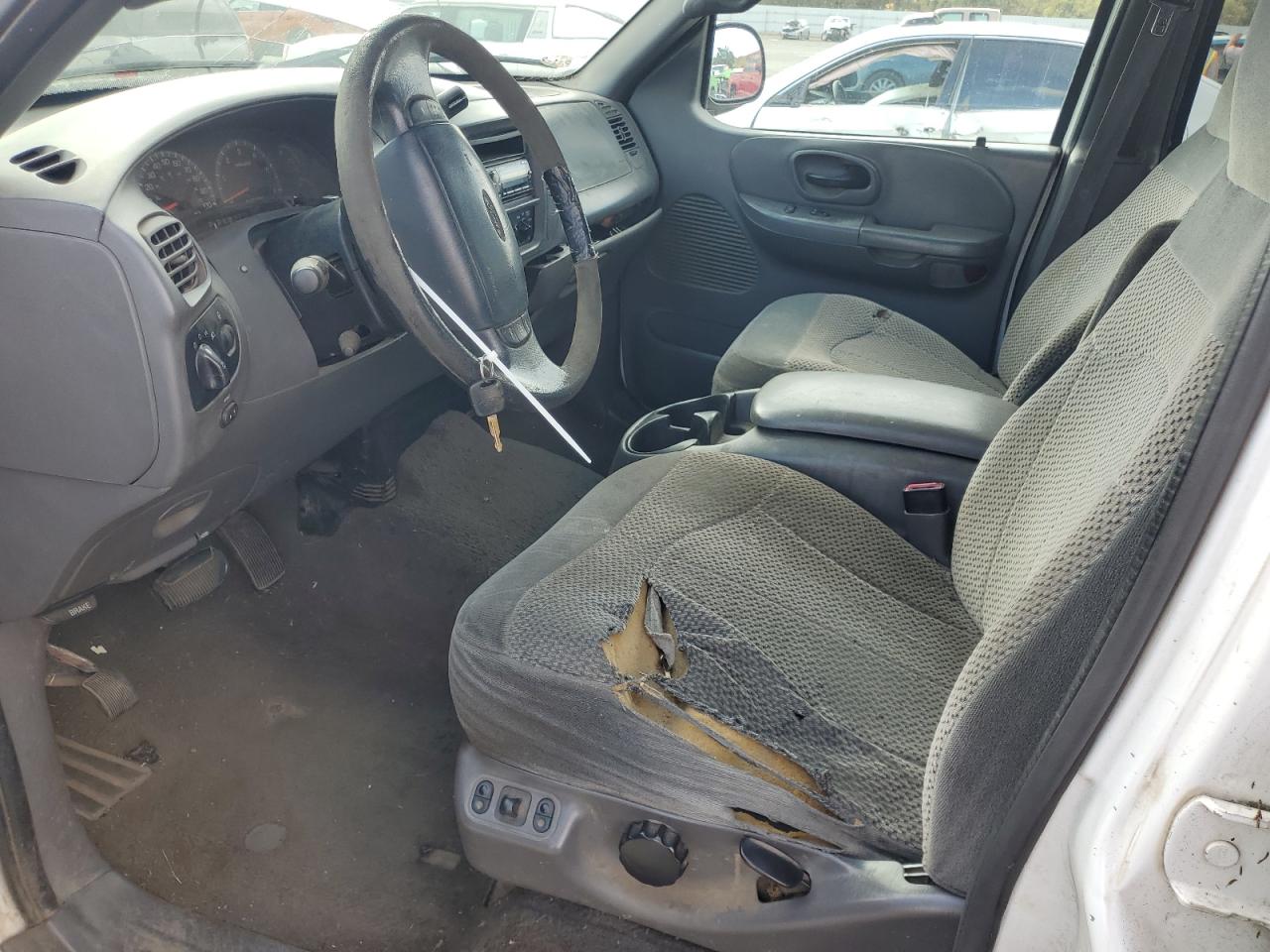 2001 Ford F150 Supercrew VIN: 1FTRW07W61KE38480 Lot: 70784365