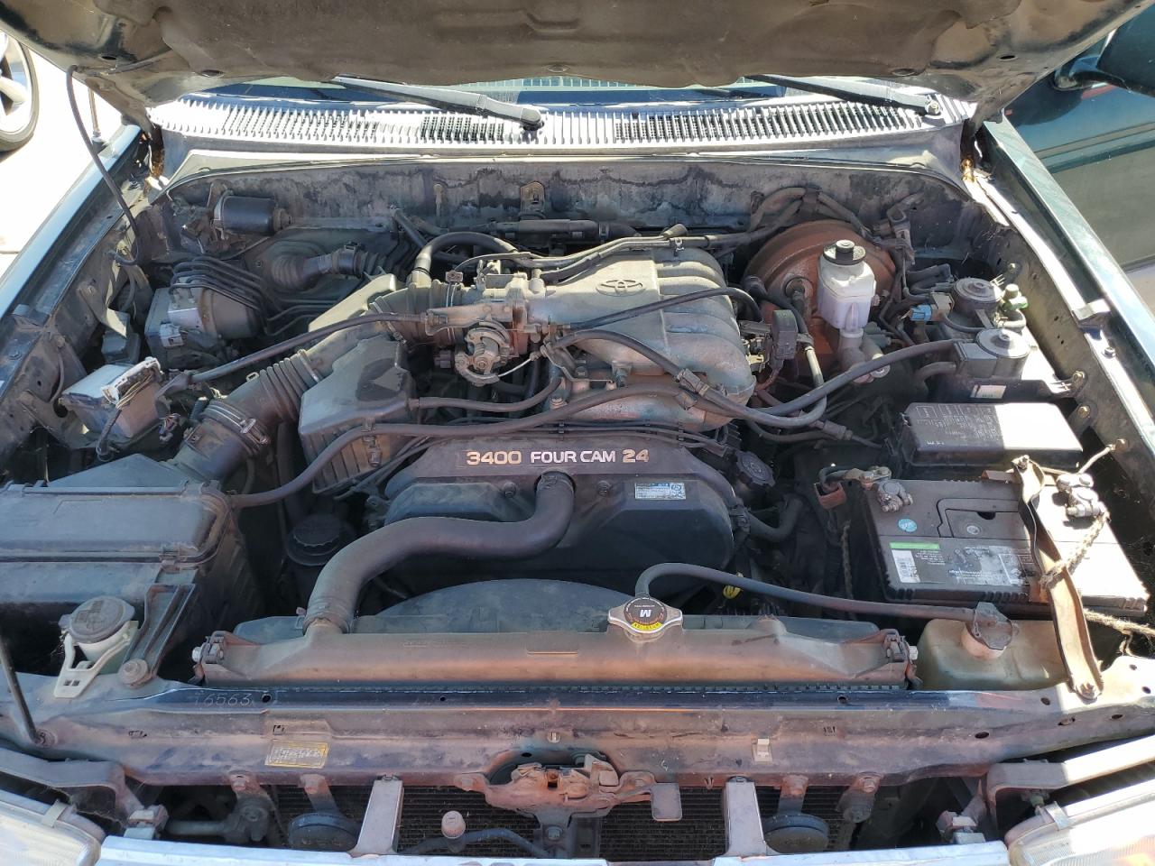 1999 Toyota 4Runner Limited VIN: JT3GN87R3X0116620 Lot: 84343055