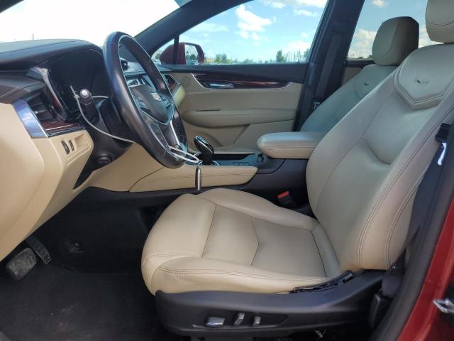  CADILLAC XT5 2019 Czerwony