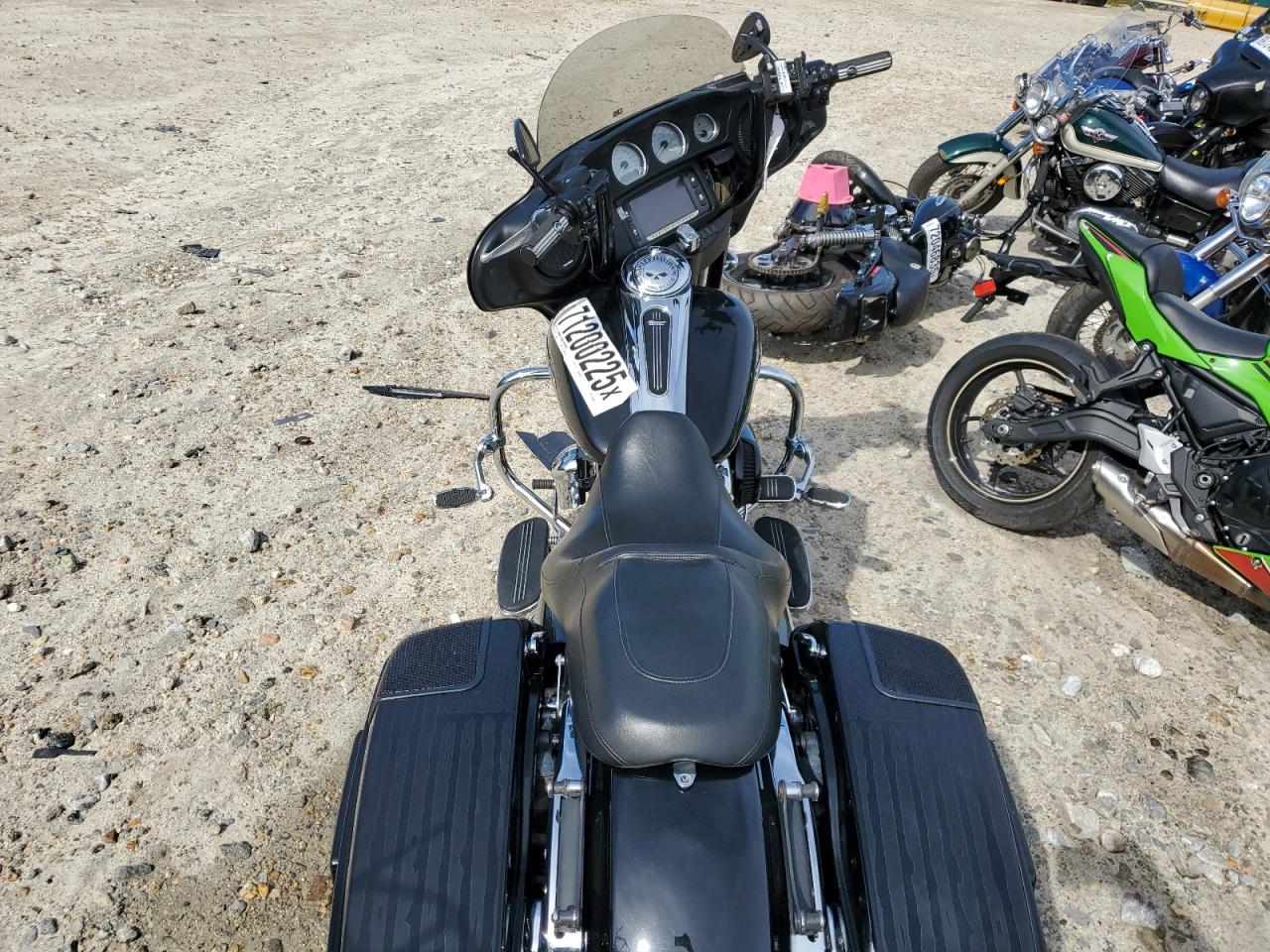 2018 Harley-Davidson Flhx Street Glide VIN: 1HD1KBC1XJB658993 Lot: 71200225