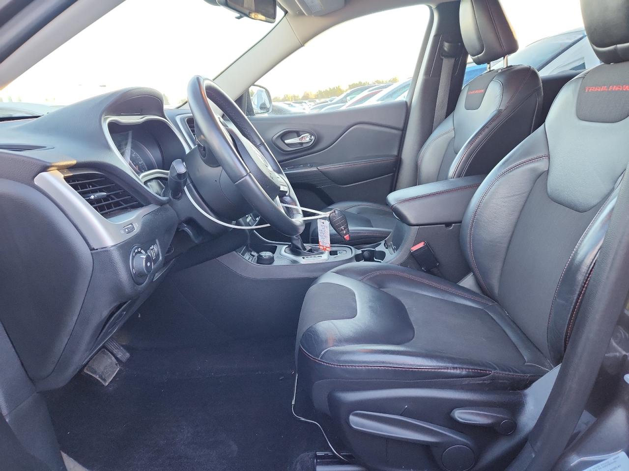 2015 Jeep Cherokee Trailhawk VIN: 1C4PJMBS3FW778686 Lot: 71979625