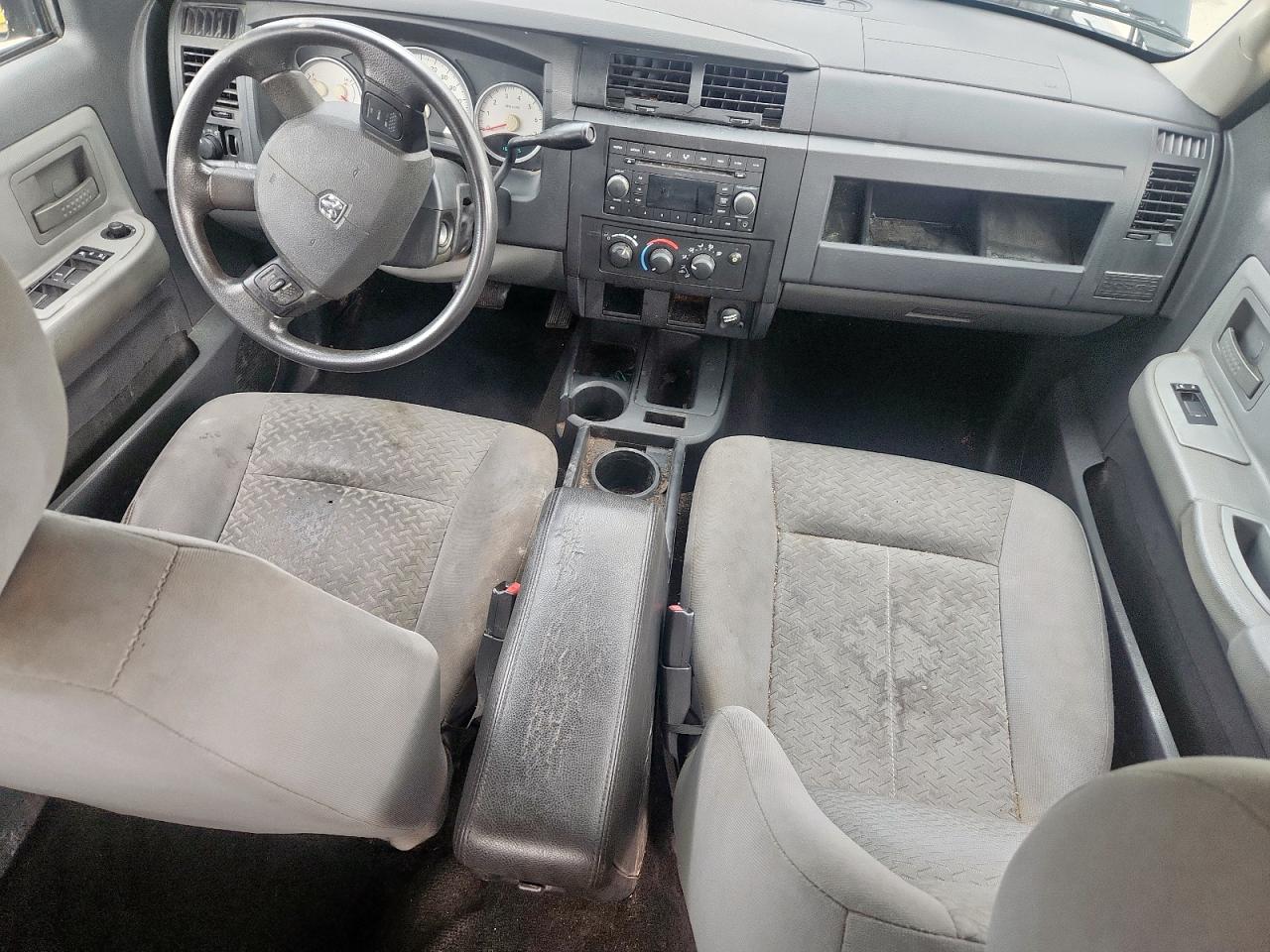 2008 Dodge Dakota Sxt VIN: 1D7HE38K48S570164 Lot: 83818675