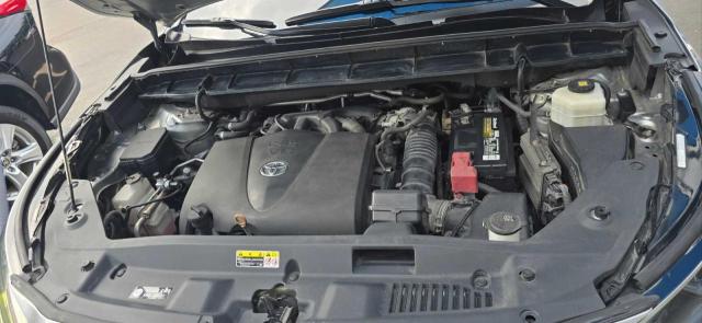  TOYOTA HIGHLANDER 2021 Серебристый