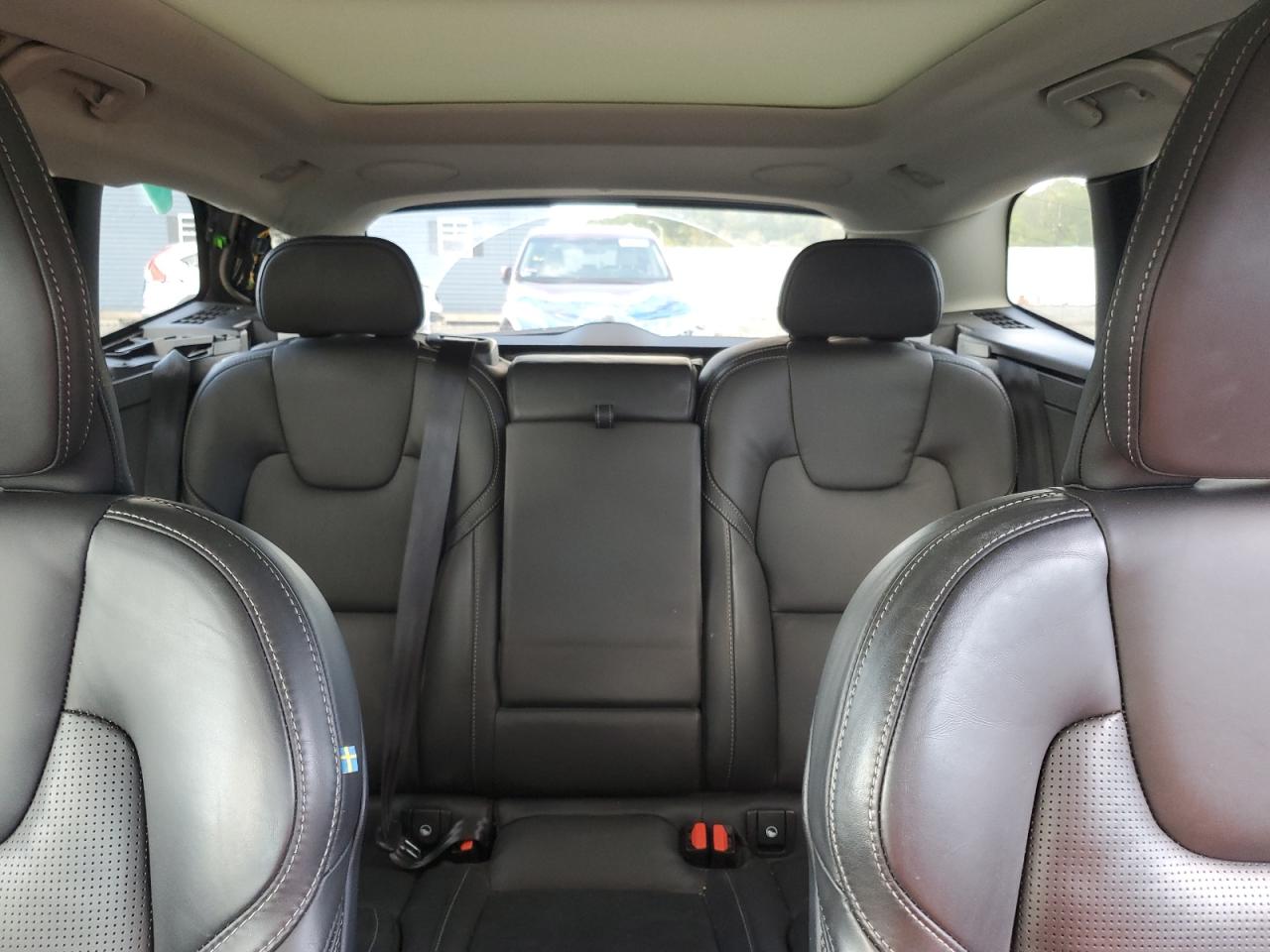 2022 Volvo Xc60 B5 Inscription VIN: YV4L12RL0N1078862 Lot: 82101785