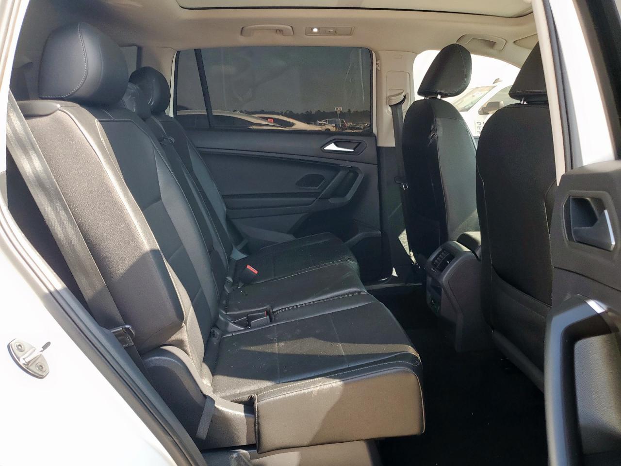 2019 Volkswagen Tiguan Se VIN: 3VV3B7AX6KM143953 Lot: 80566095