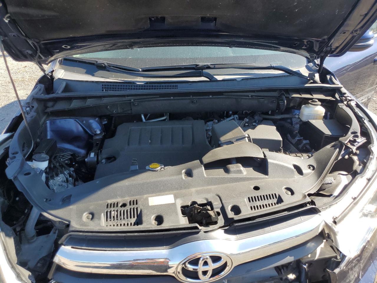 2014 Toyota Highlander Xle VIN: 5TDJKRFH4ES024449 Lot: 71677075