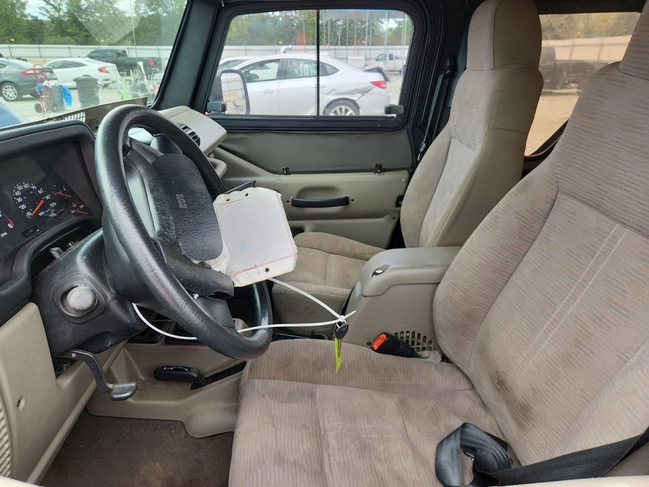 2004 Jeep Wrangler X VIN: 1J4FA39S84P721591 Lot: 71882375