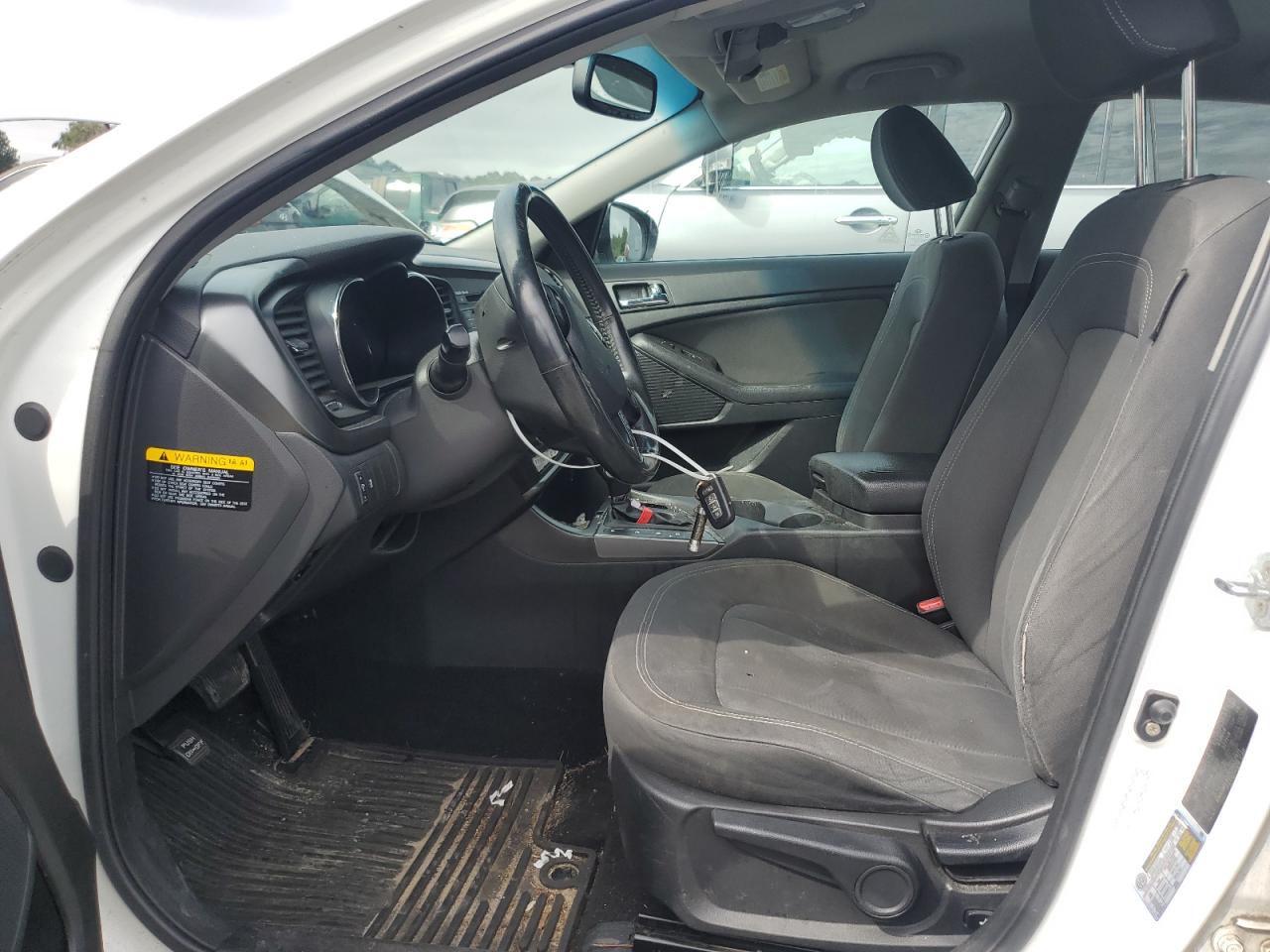 2012 Kia Optima Hybrid VIN: KNAGM4AD2C502297A Lot: 81750745