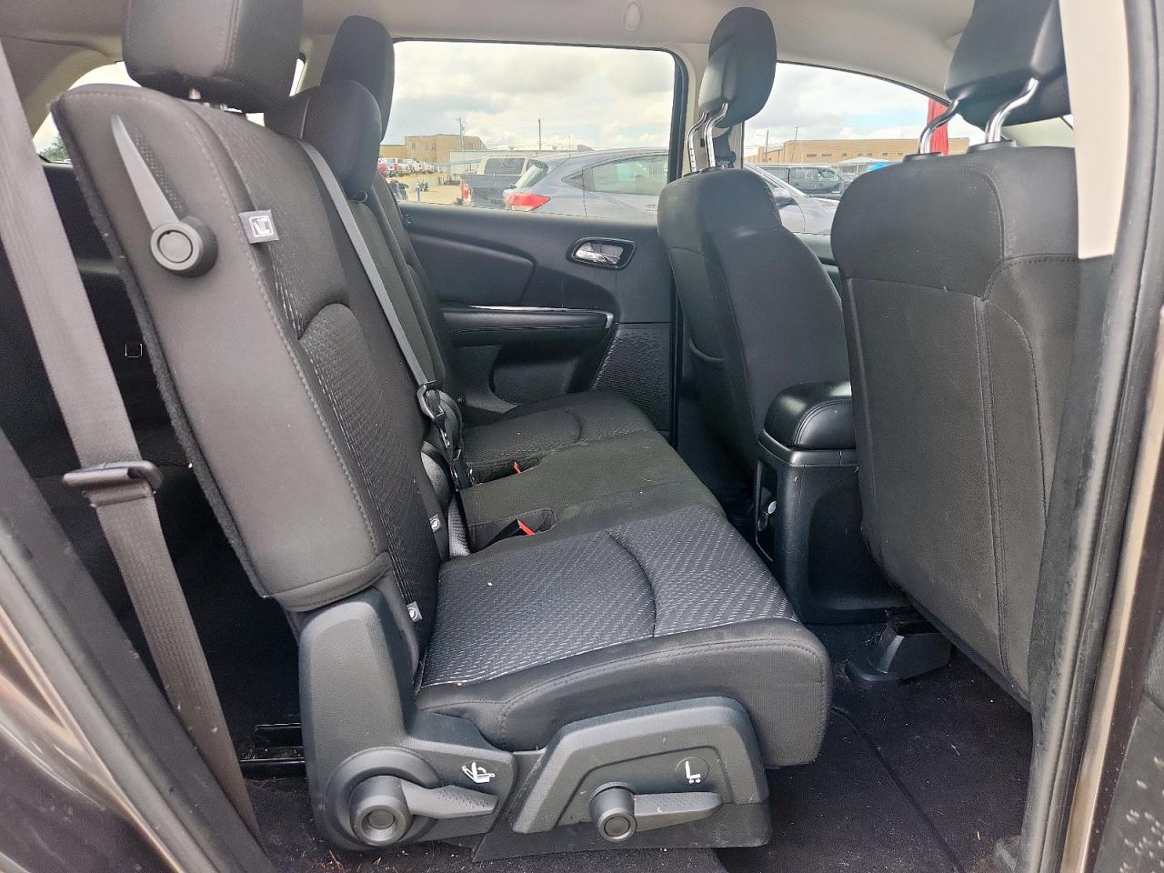 2016 Dodge Journey Se VIN: 3C4PDCAB8GT211836 Lot: 81670255