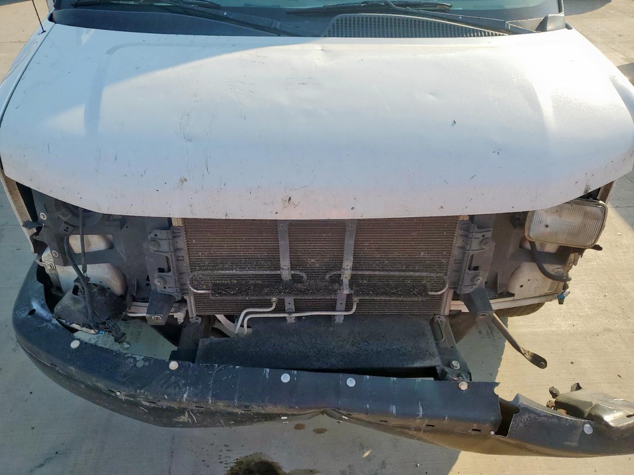 2017 Chevrolet Express G2500 VIN: 1GCWGBFF0H1222590 Lot: 81093575