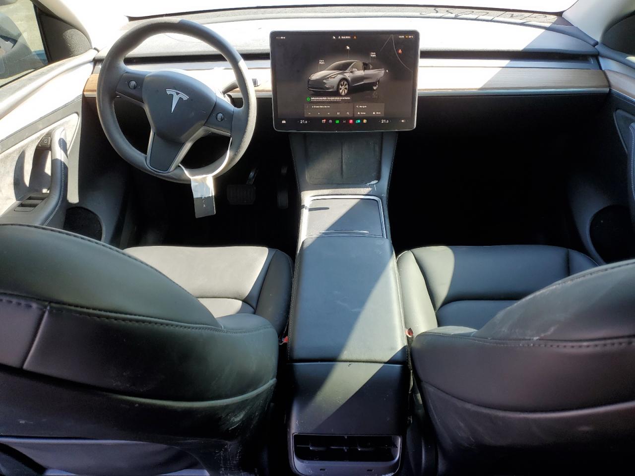 2023 Tesla Model Y VIN: 7SAYGDED1PF963084 Lot: 81675485