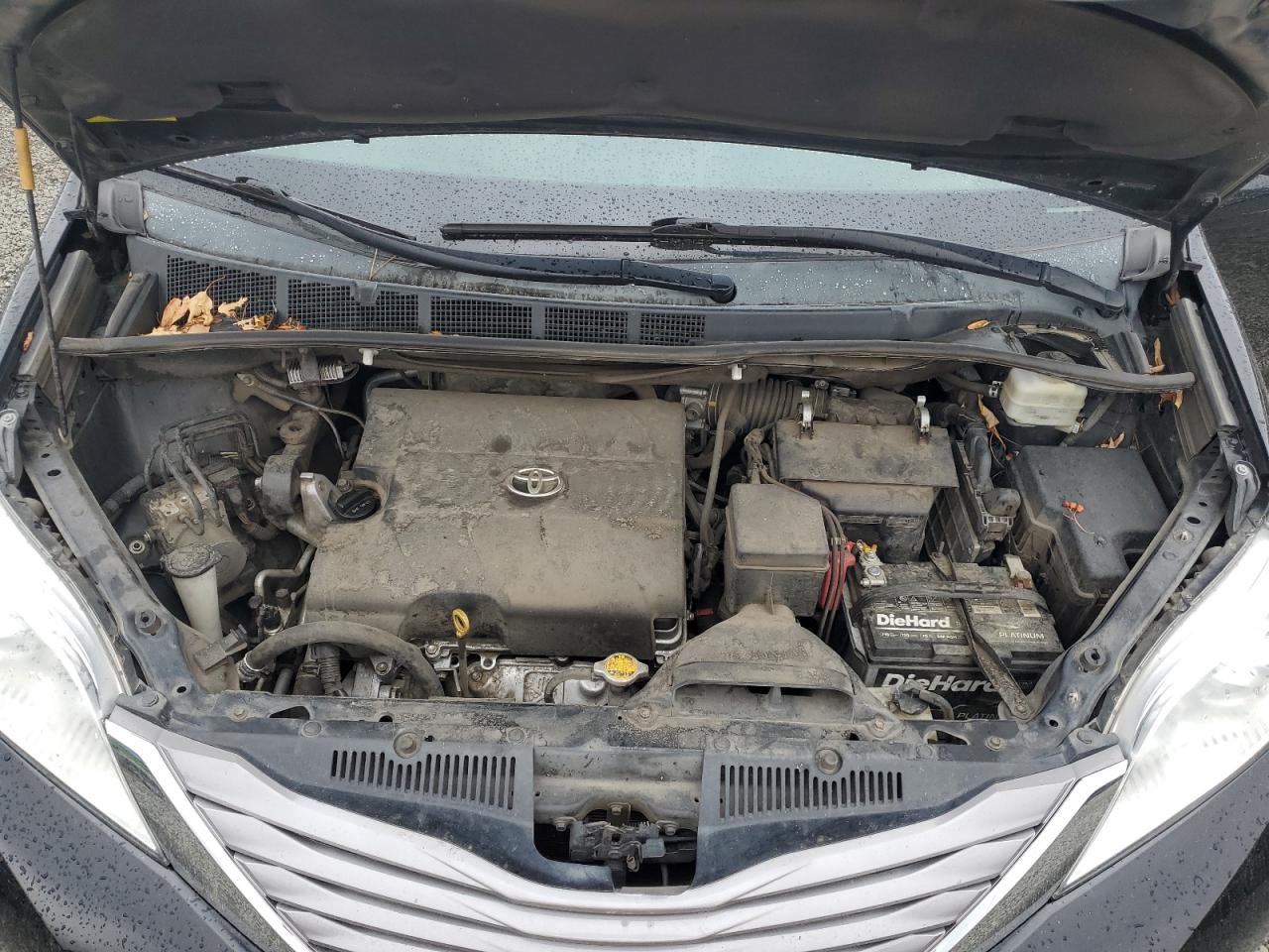 2015 Toyota Sienna Xle VIN: 5TDYK3DC3FS646383 Lot: 84017115