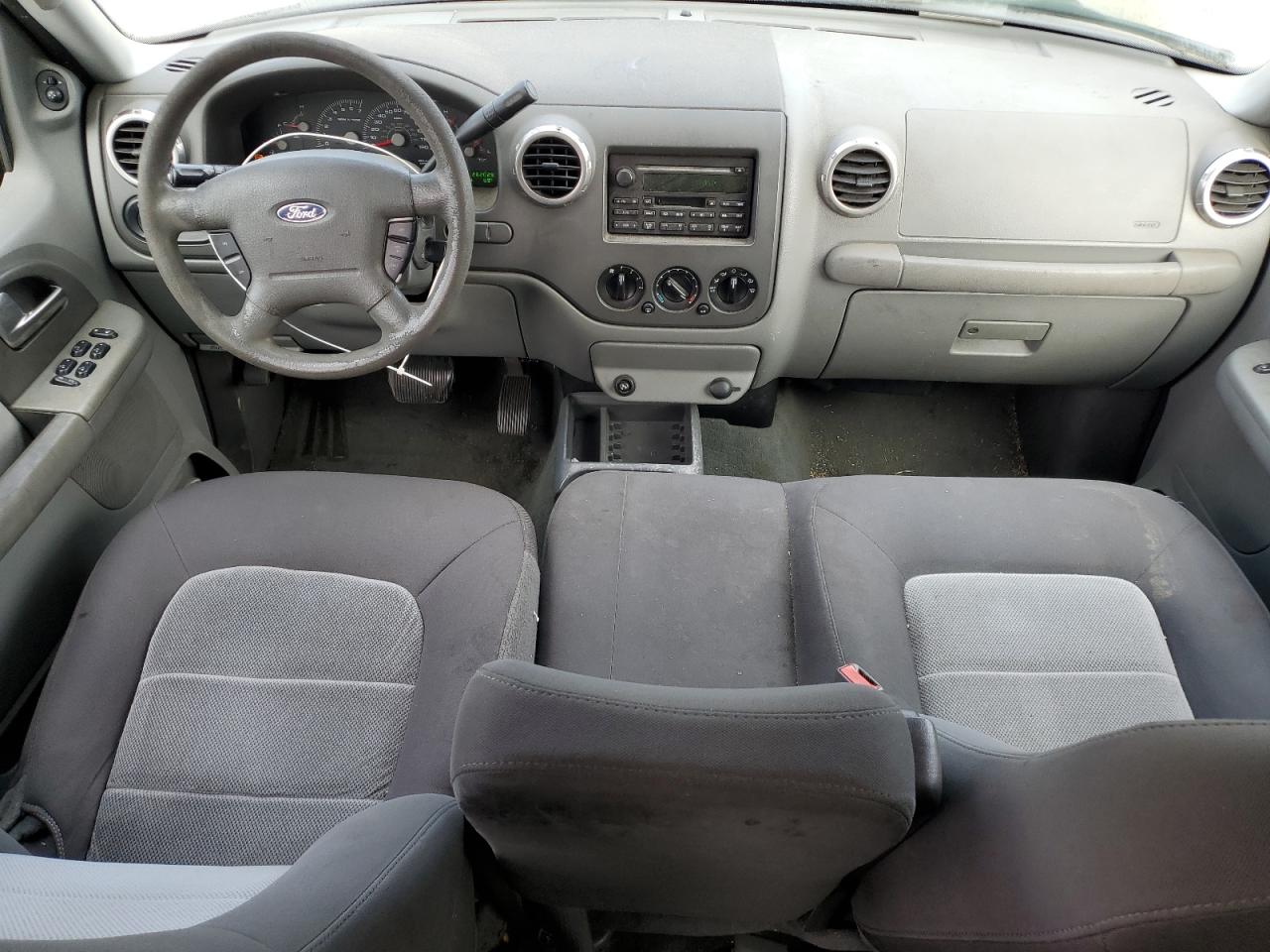 2004 Ford Expedition Xls VIN: 1FMRU13WX4LB11432 Lot: 71365015