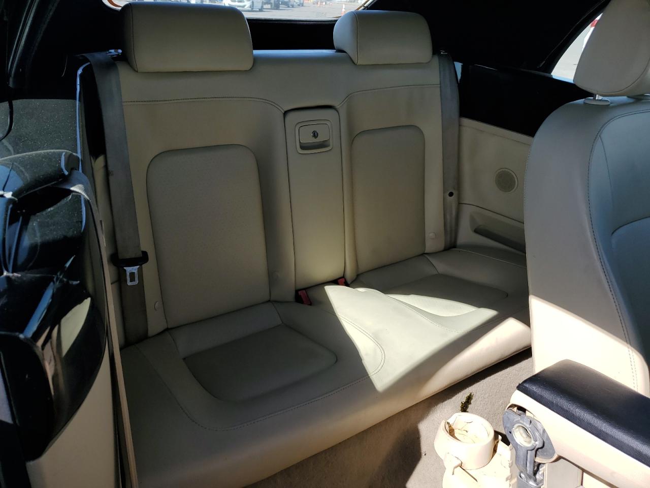 2007 Volkswagen New Beetle Convertible Option Package 1 VIN: 3VWRG31Y07M419897 Lot: 81854575