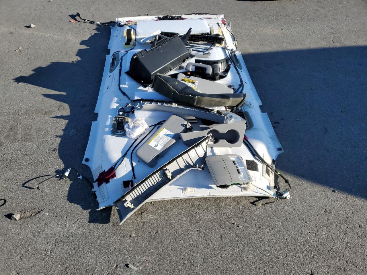 2018 Toyota Highlander Le VIN: 5TDBZRFH3JS909509 Lot: 81034225