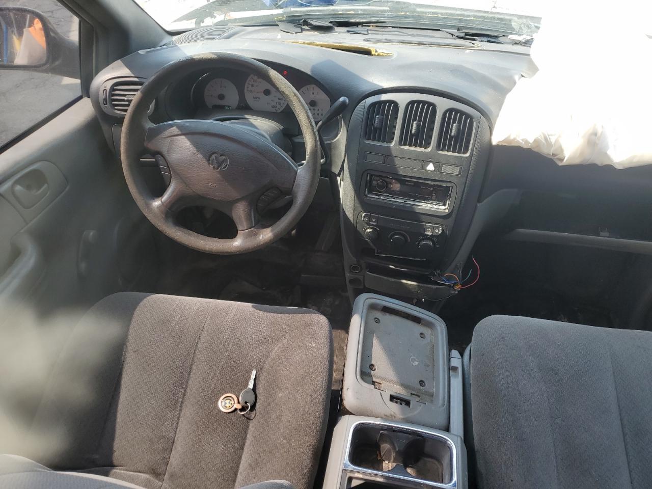 2004 Dodge Grand Caravan C/V VIN: 1D4GP23R14B537117 Lot: 81477385