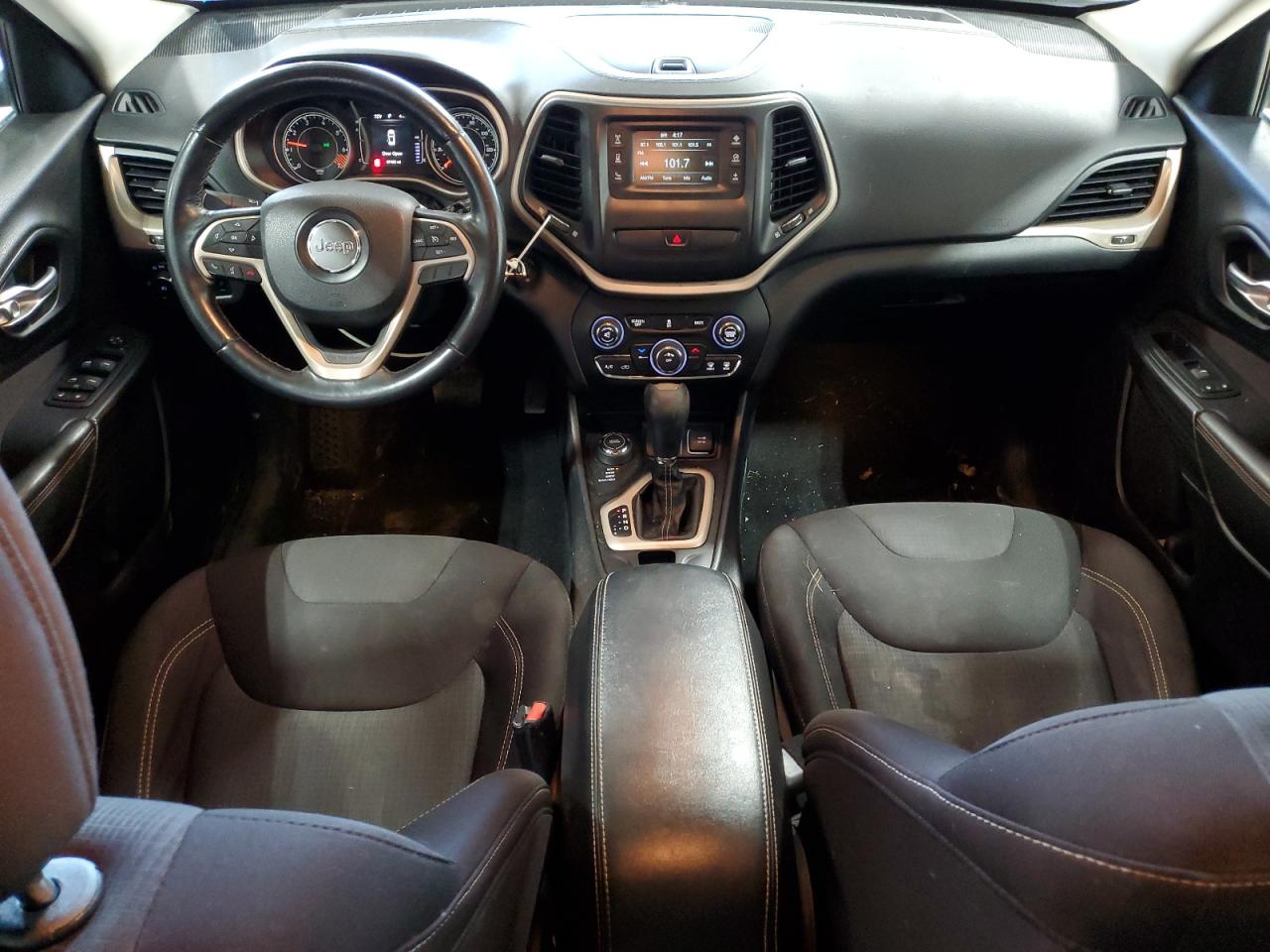 2015 Jeep Cherokee Latitude VIN: 1C4PJMCBXFW768820 Lot: 84258055