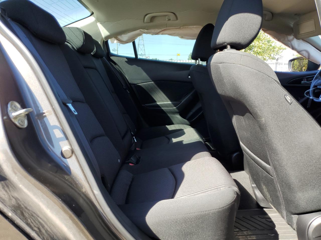 2014 Mazda 3 Touring VIN: JM1BM1V77E1118993 Lot: 82140675