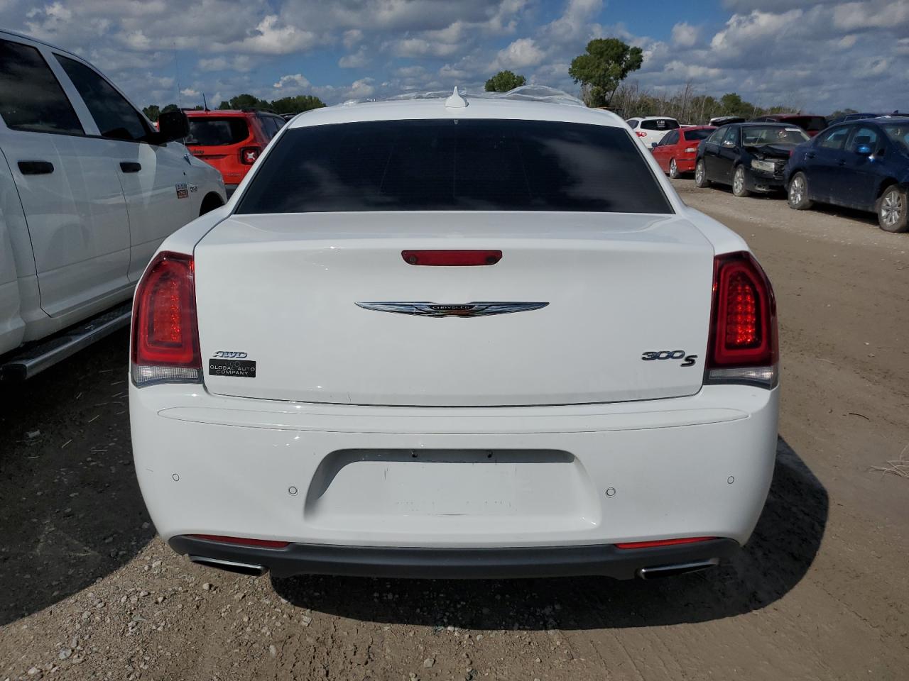 2018 Chrysler 300 S VIN: 2C3CCAGG3JH175163 Lot: 80927985