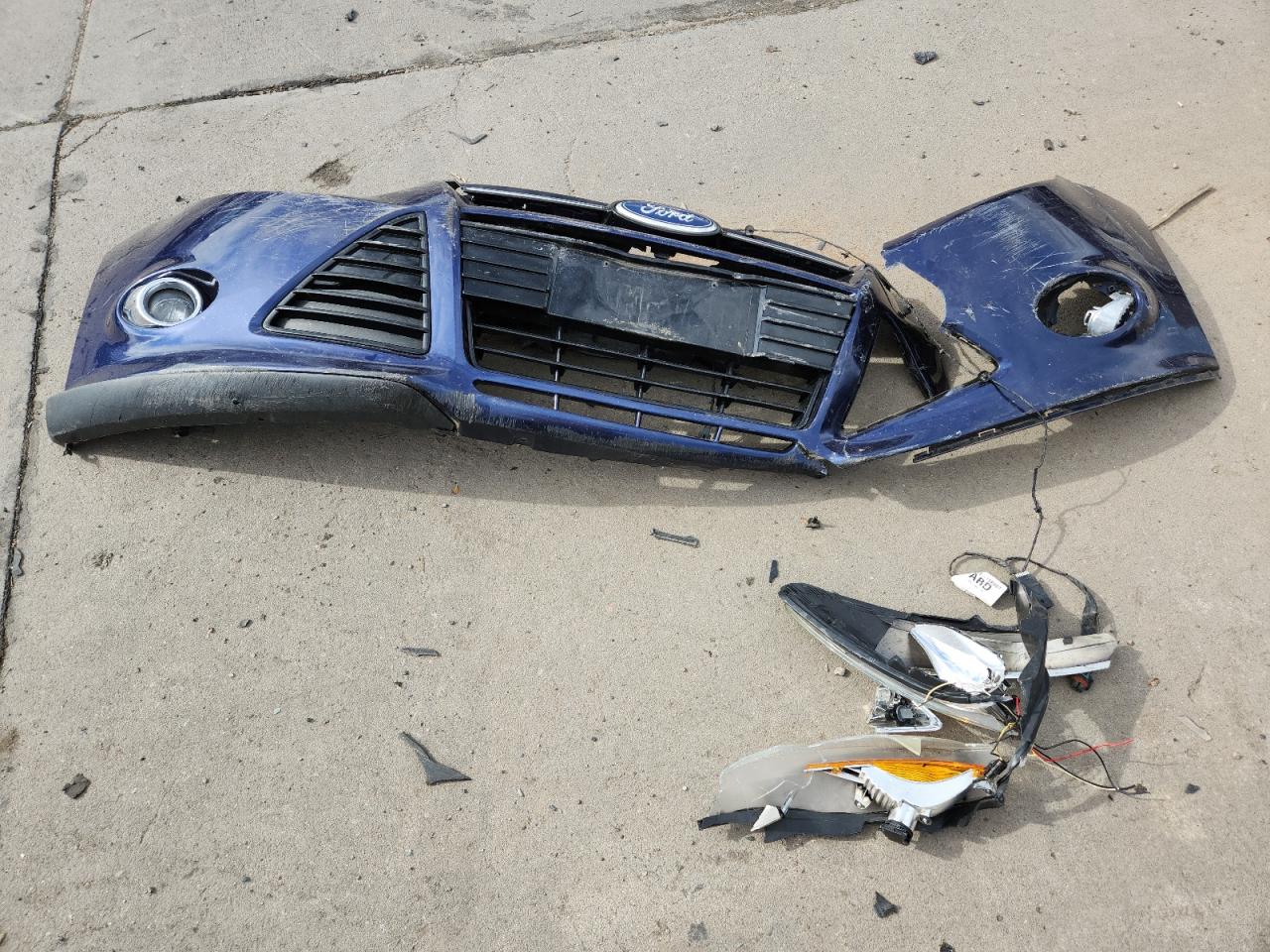 2012 Ford Focus Sel VIN: 1FAHP3M22CL153757 Lot: 80921855