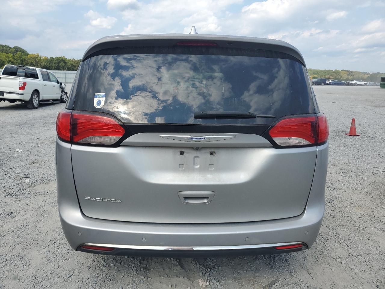 2019 Chrysler Pacifica Touring Plus VIN: 2C4RC1FG2KR550771 Lot: 80814775