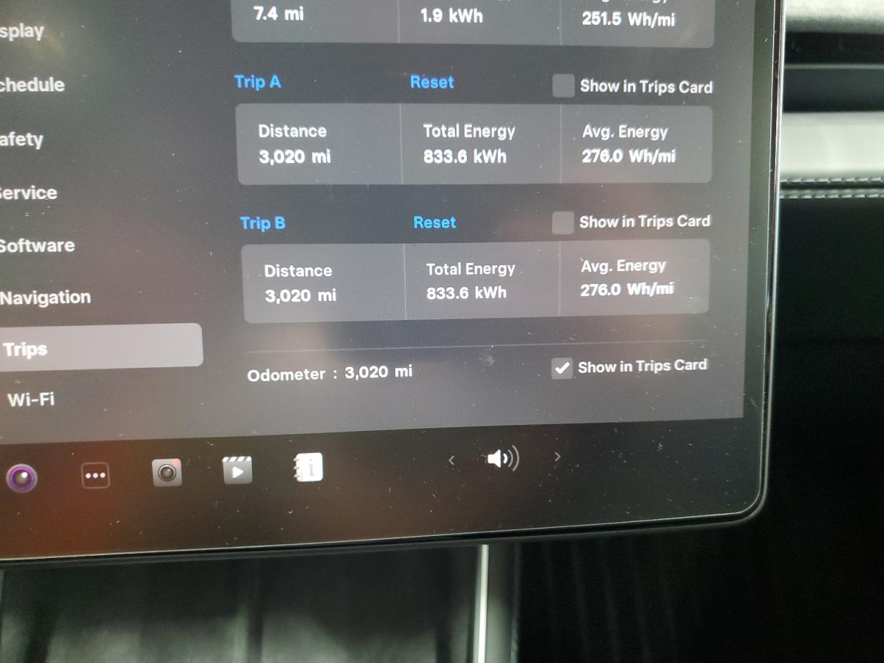 2026 Tesla Model Y VIN: 7SAYGDEE2TA384993 Lot: 84290125