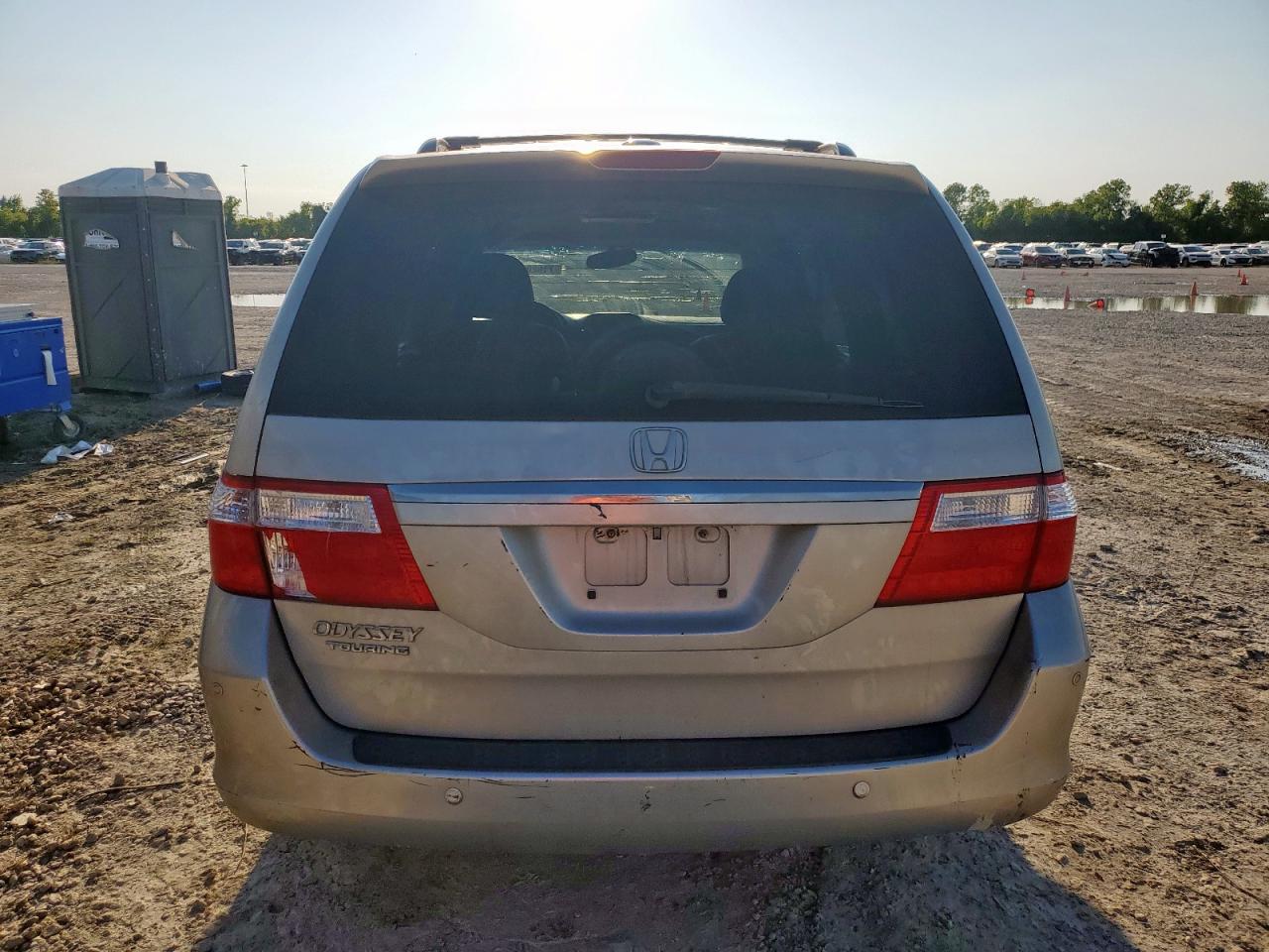 2006 Honda Odyssey Touring VIN: 5FNRL38816B030158 Lot: 71620675