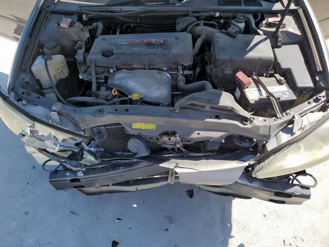 2003 Toyota Camry Le VIN: 4T1BE32K93U750256 Lot: 81470525