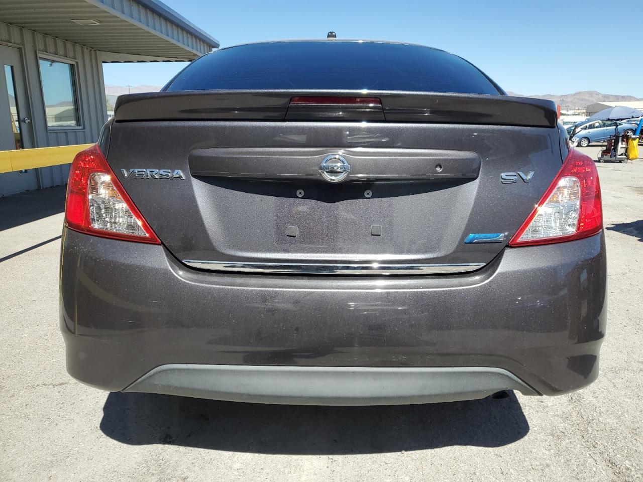 2015 Nissan Versa S VIN: 3N1CN7AP3FL926085 Lot: 83768655