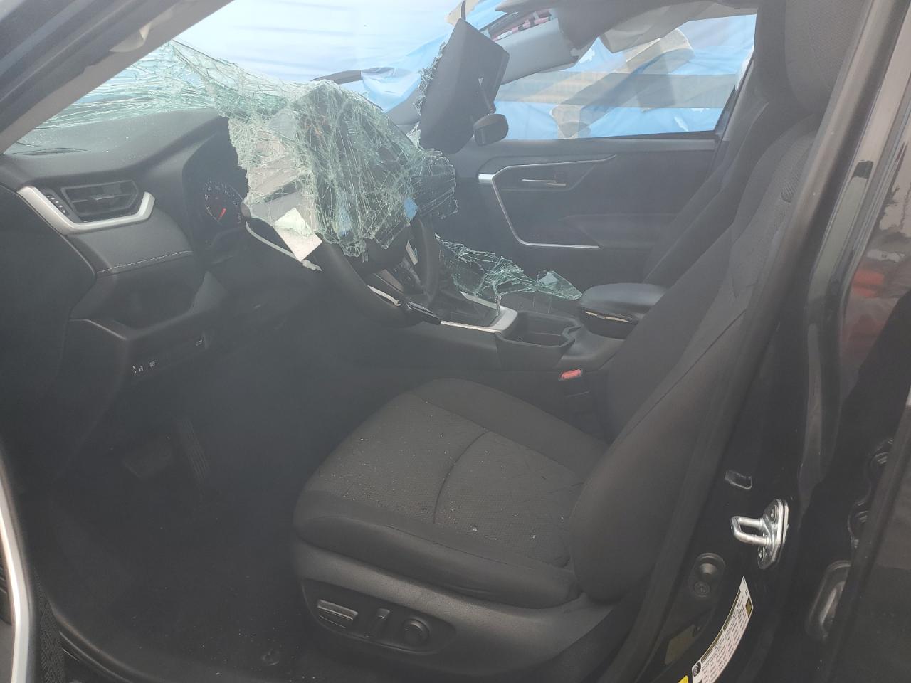 2021 Toyota Rav4 Xle VIN: 2T3W1RFV0MC123315 Lot: 81043595