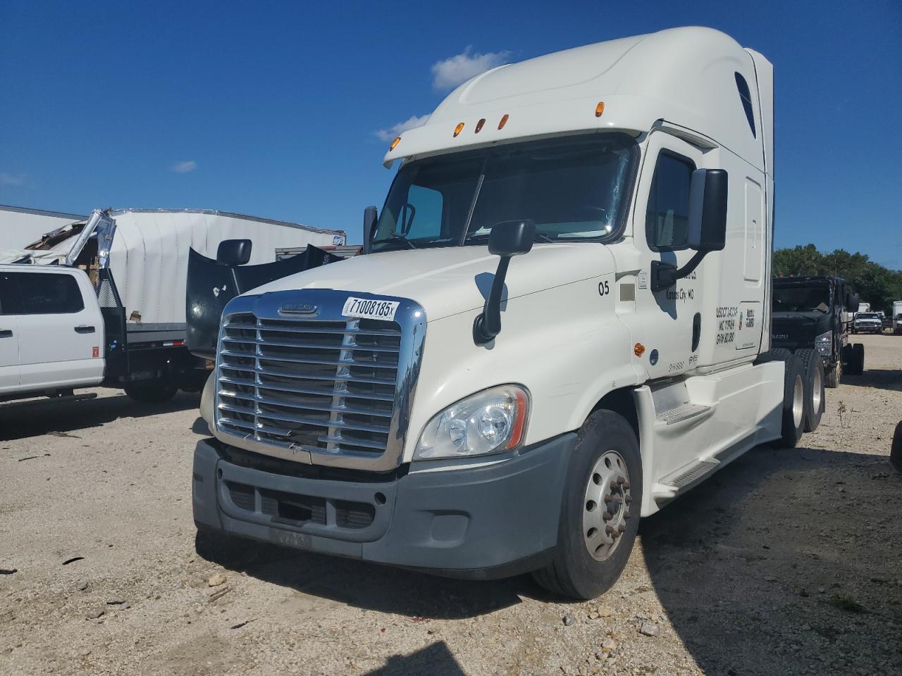 2015 Freightliner Cascadia 125 Semi Truck 3AKJGLD56FSGT2855 photo #3