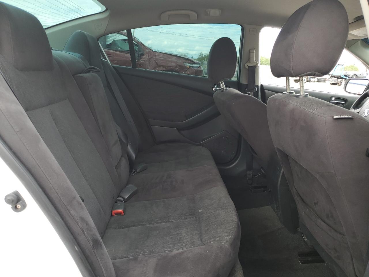 2011 Nissan Altima Base VIN: 1N4AL2AP5BN464738 Lot: 71549565