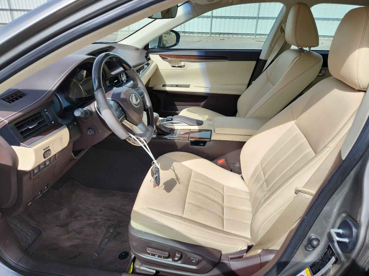 2016 Lexus Es 350 VIN: 58ABK1GG2GU024819 Lot: 81039415