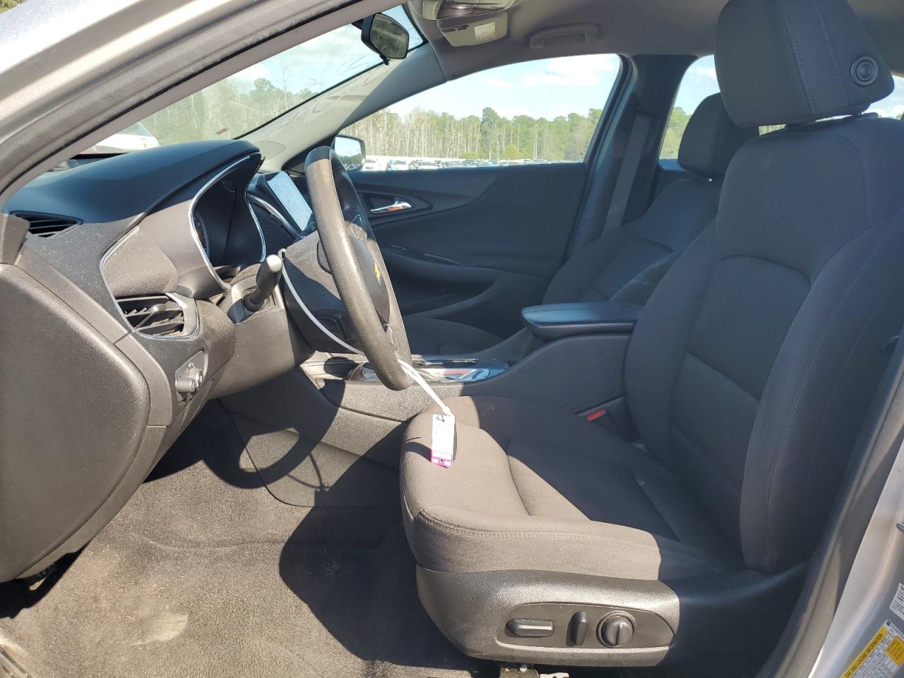 2020 Chevrolet Malibu Lt VIN: 1G1ZD5STXLF104439 Lot: 70712885