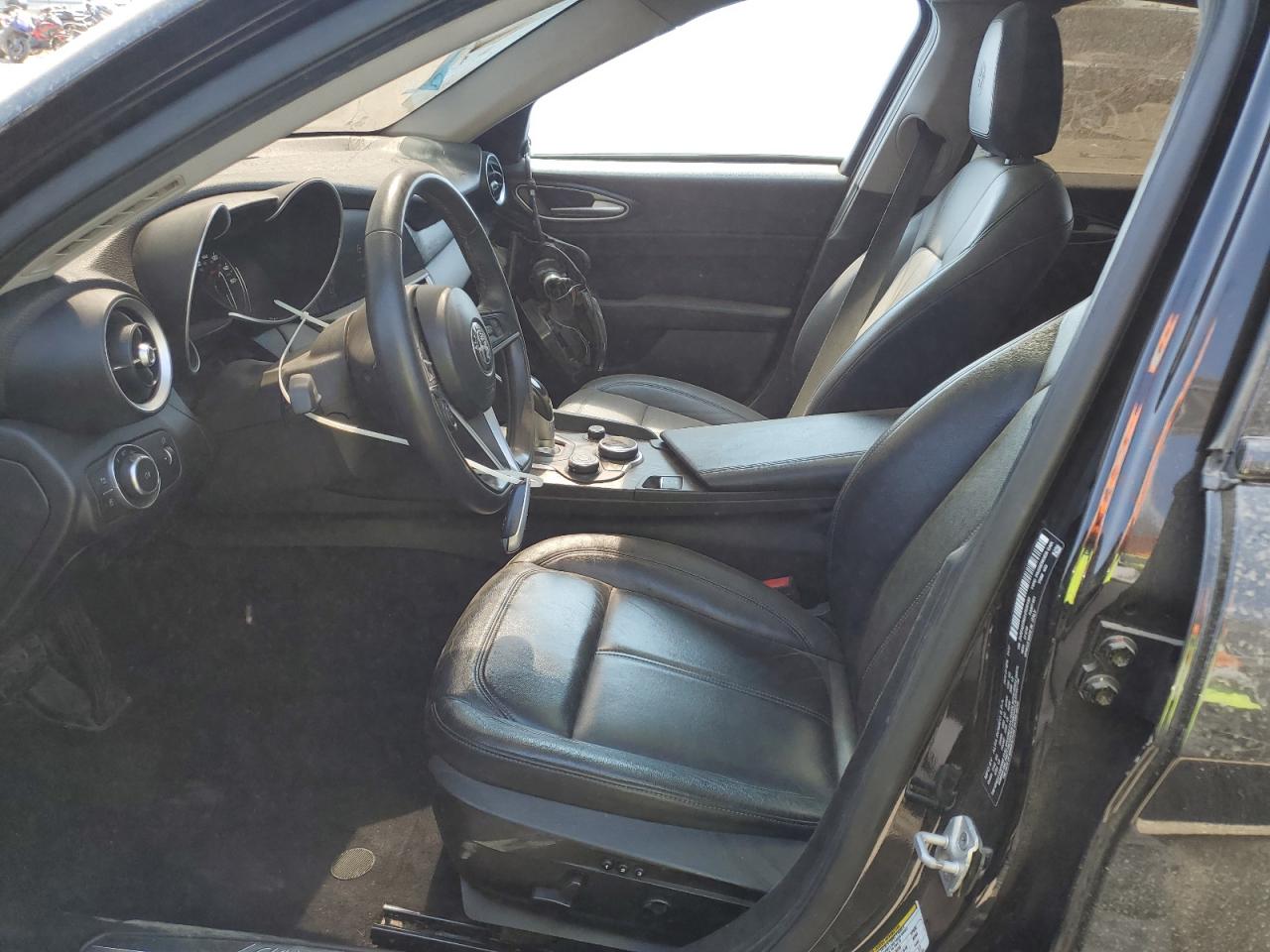 2017 Alfa Romeo Giulia Q4 VIN: ZARFAEDN2H7536189 Lot: 70920315