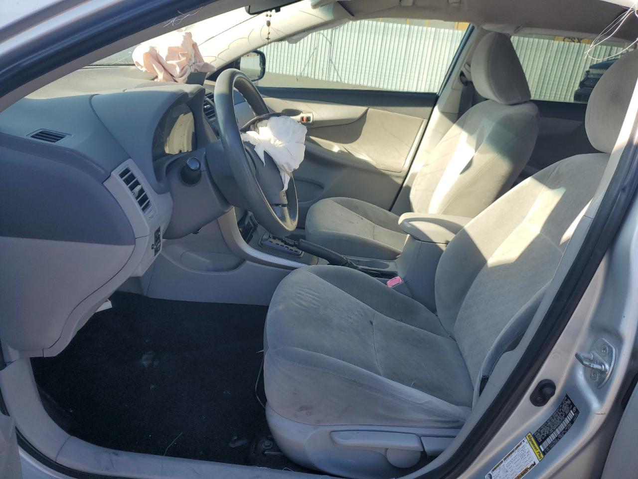 2009 Toyota Corolla Base VIN: JTDBL40E099025718 Lot: 82165325