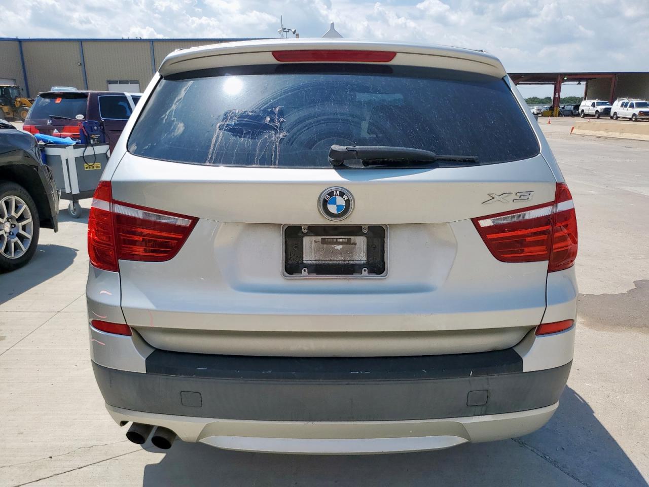 2012 BMW X3 xDrive28I VIN: 5UXWX5C59CL724748 Lot: 71045245