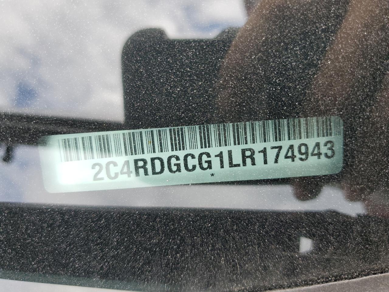 2020 Dodge Grand Caravan Sxt VIN: 2C4RDGCG1LR174943 Lot: 71055835