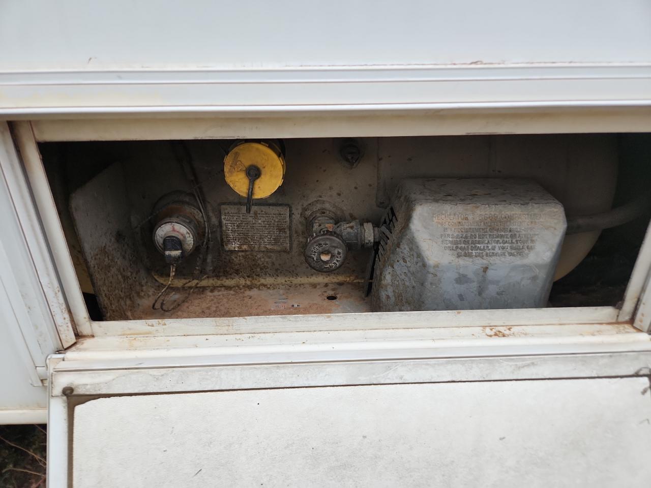 2004 Ford Econoline E450 Super Duty Cutaway Van VIN: 1FDXE45S34HB10710 Lot: 80539925