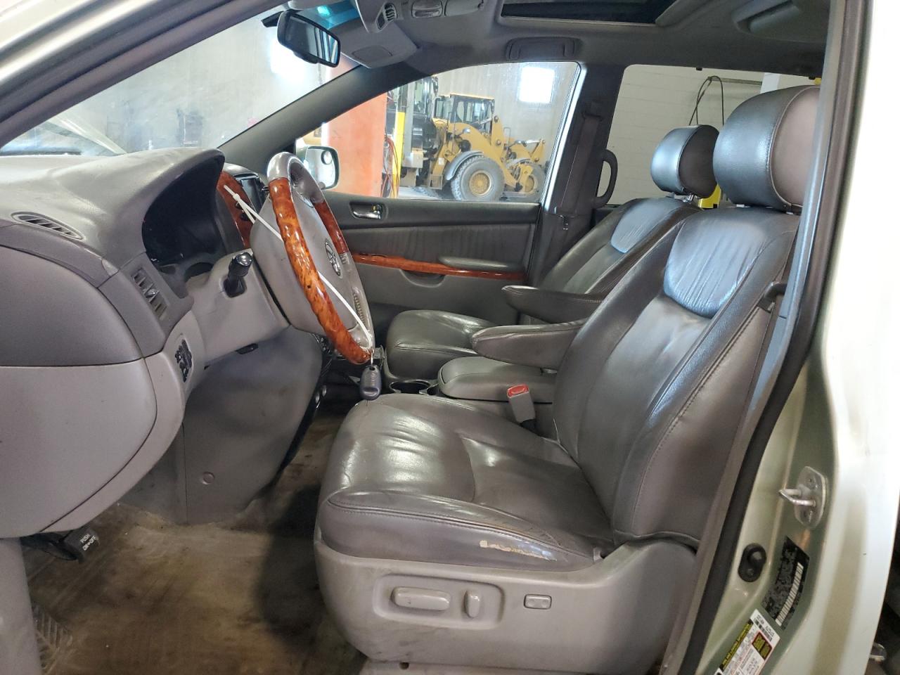 2008 Toyota Sienna Xle VIN: 5TDBK22C18S011345 Lot: 80895945