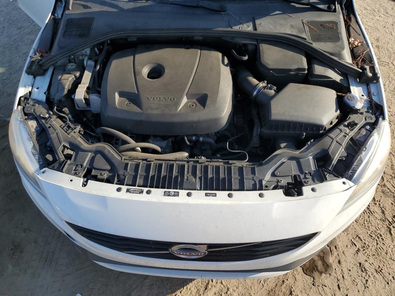 2017 Volvo S60 Dynamic VIN: YV140MTLXH2438520 Lot: 81678145