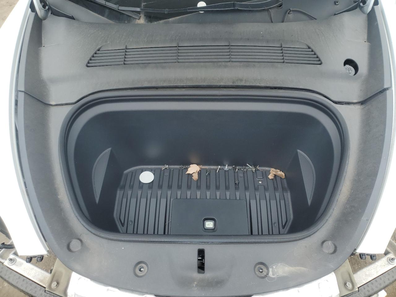 2023 Tesla Model Y VIN: 7SAYGAEE4PF693730 Lot: 81366555