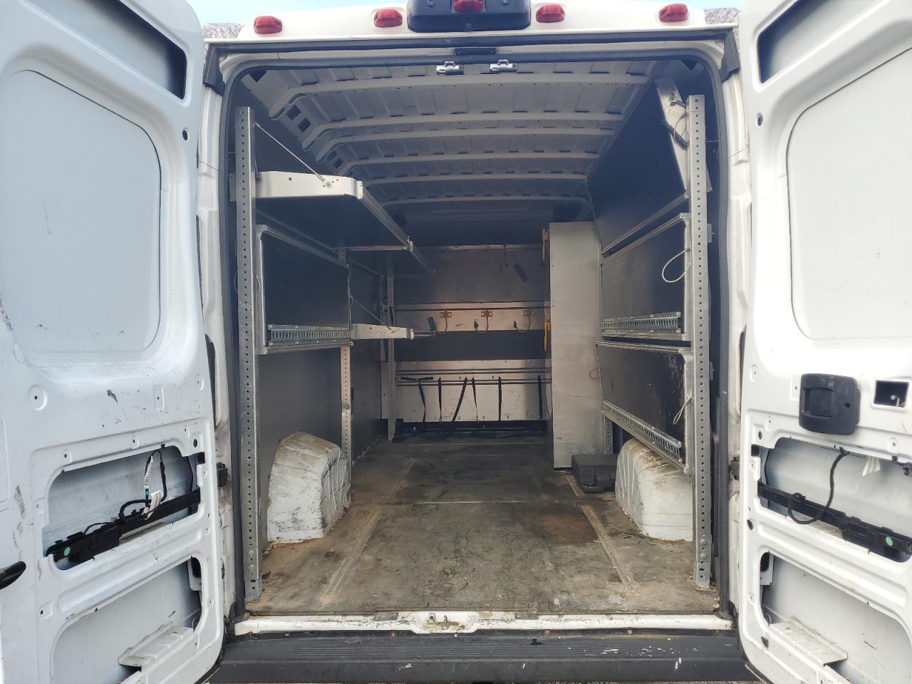 2018 Ram Promaster 3500 3500 High VIN: 3C6URVJG8JE157548 Lot: 84019745