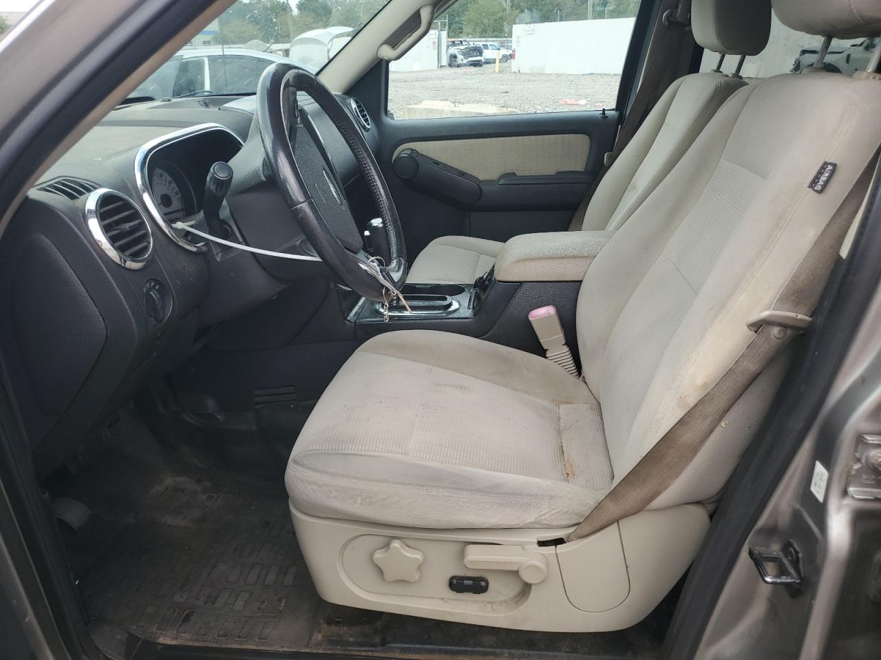 2008 Ford Explorer Sport Trac Xlt VIN: 1FMEU51E18UA41481 Lot: 81562025