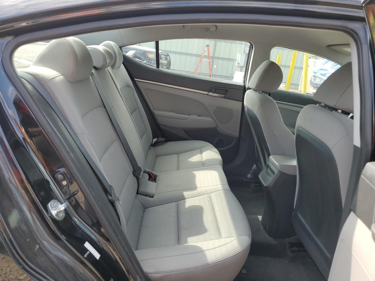 2017 Hyundai Elantra Se VIN: KMHD74LF7HU422254 Lot: 71441775