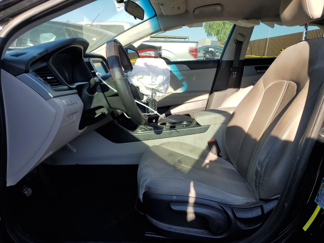 2019 Hyundai Sonata Se VIN: 5NPE24AFXKH746164 Lot: 70186635