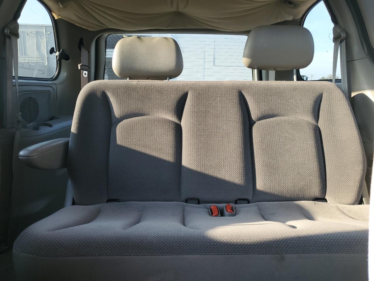 2002 Dodge Caravan Se VIN: 1B4GP25352B692026 Lot: 82116865