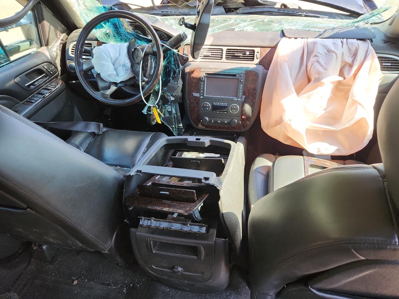 2012 GMC Sierra K3500 Denali VIN: 1GT426C81CF185323 Lot: 70490885