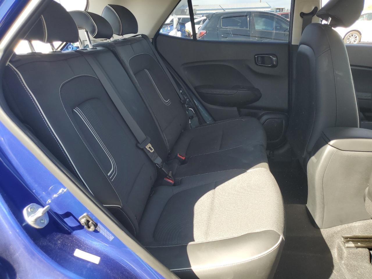 2022 Hyundai Venue Sel VIN: KMHRC8A35NU180920 Lot: 81700235