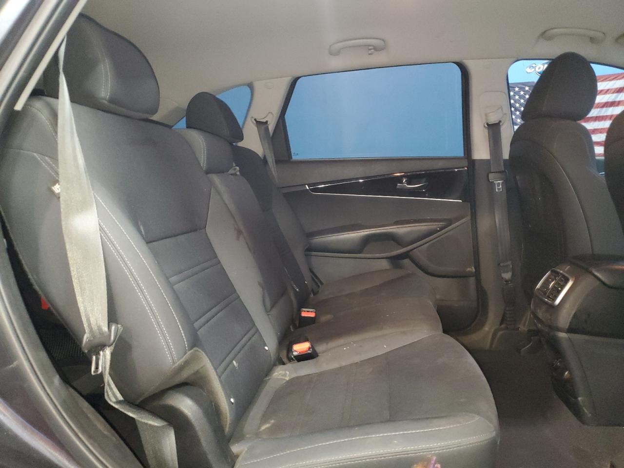 2019 Kia Sorento Lx VIN: 5XYPG4A58KG484251 Lot: 82038525